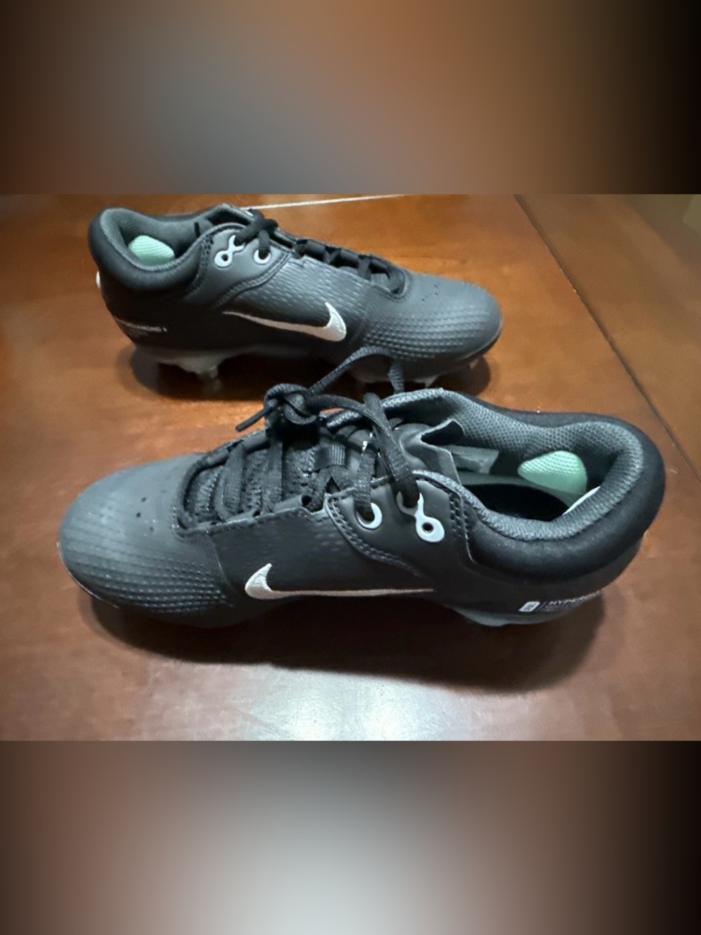 Nike Hyperdiamond 4 Elite Softball Cleats (Women 7 / Men 5.5)